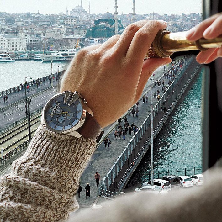 Diesel DZ4281 Mega Chief Chronograph Men's Watch – Blue Dial & Brown Leather Strap